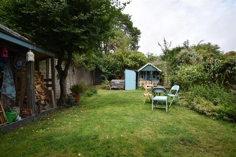 12 Clyde Road, St Leonards-on-sea, TN38 0QE