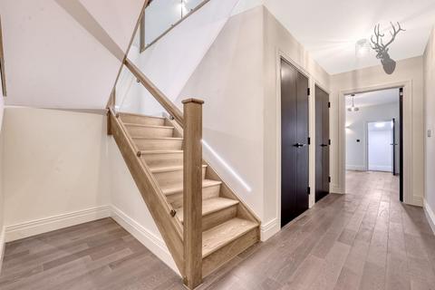 undefined, Merchant Street, Bow E3