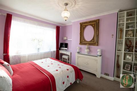 5a Martin Crescent, Croydon, CR0 3JQ