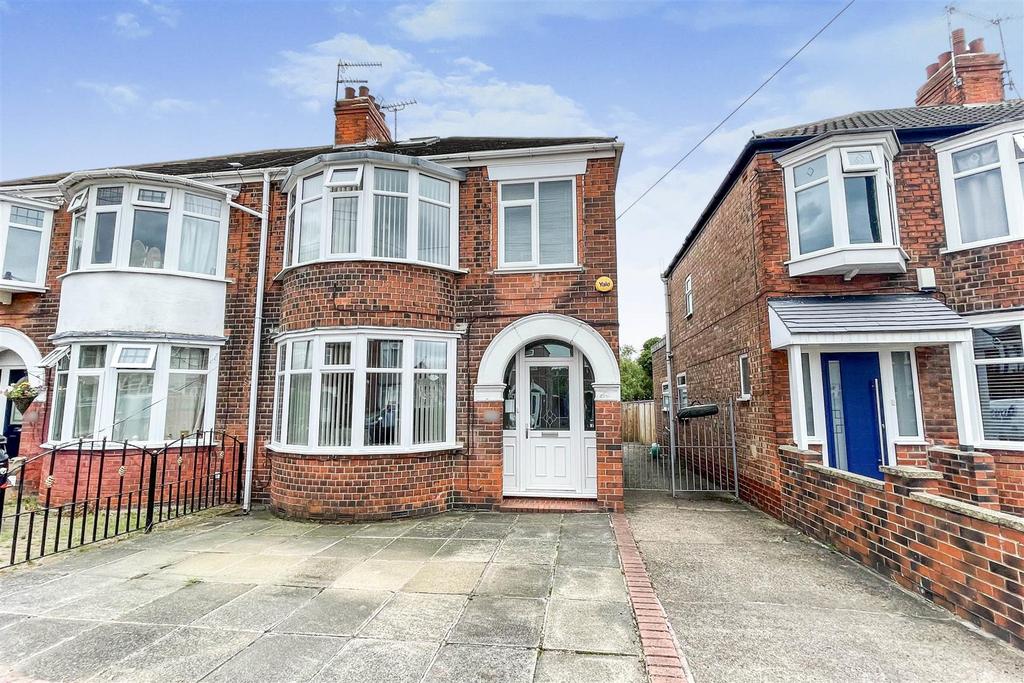 Windsor Road, Hull 3 bed semidetached house for sale £225,000