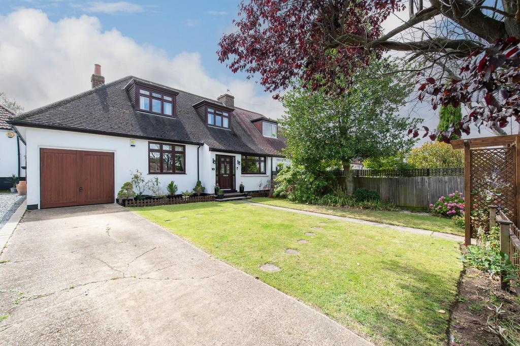 Barton Road, Sidcup 4 bed semidetached house for sale £650,000