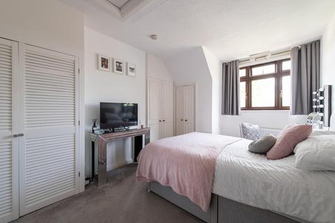 16 Barton Road, Sidcup, DA14 5LU