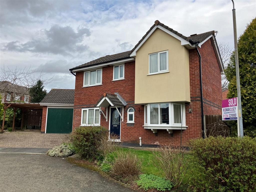 Greenwood Avenue, Horwich, Bolton 3 bed detached house for sale £310,000