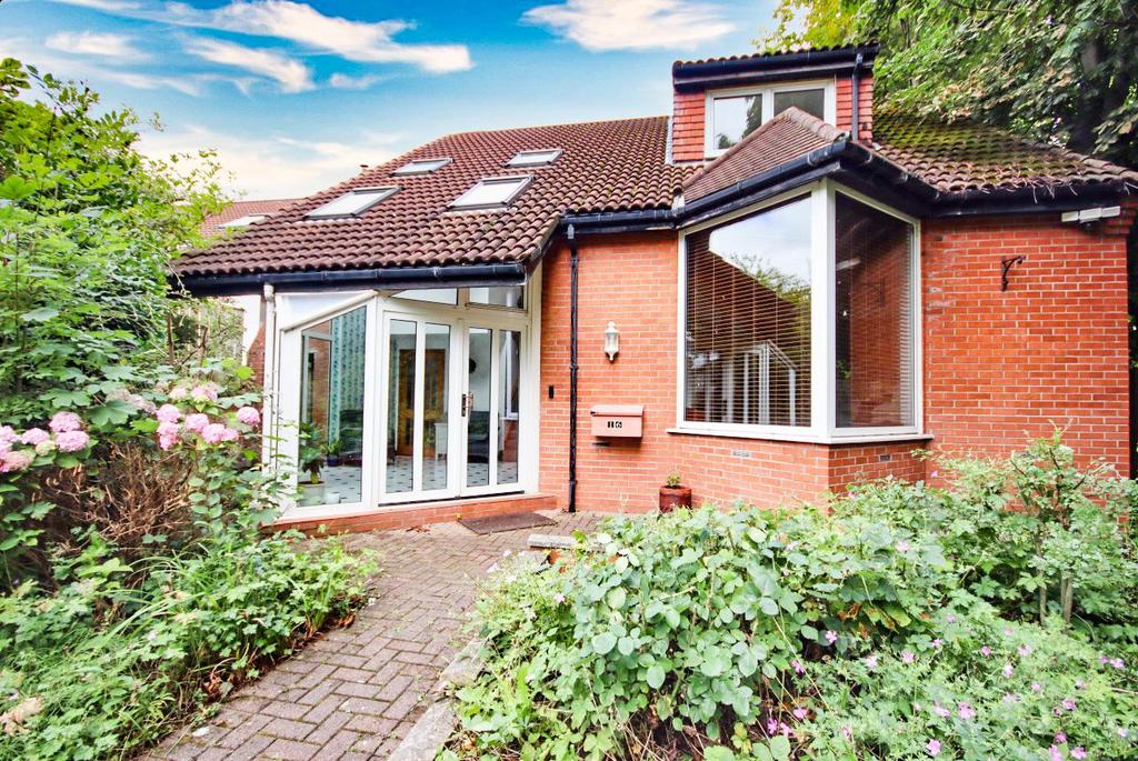 Coniscliffe Road, West Park, Hartlepool, TS26 0BS 3 bed detached house