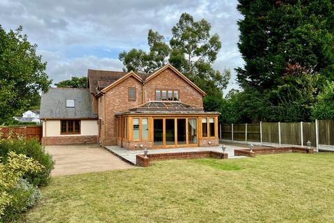 4 bedroom detached house for sale, The Ridge, Chelmsford CM3
