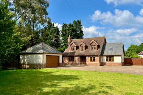 4 bedroom detached house for sale, The Ridge, Chelmsford CM3