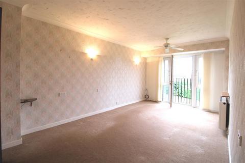 1 bedroom retirement property for sale, Lyndhurst Court, Hunstanton