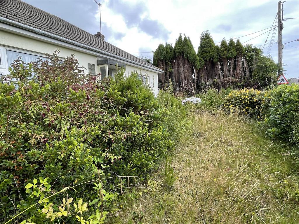 Bethel Road, St. Austell 2 bed detached bungalow for sale £175,000