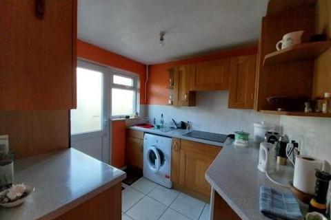 7 Southside, Coldridge, Crediton, EX17 6AZ