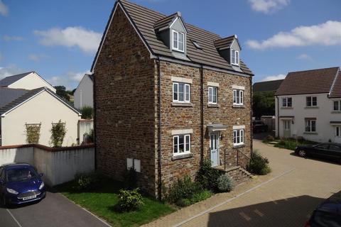 4 Magdalene Way, South Molton, EX36 4FH