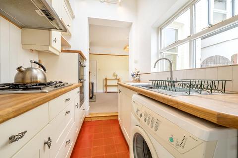 31 Cline Road, Guildford, GU1 3ND