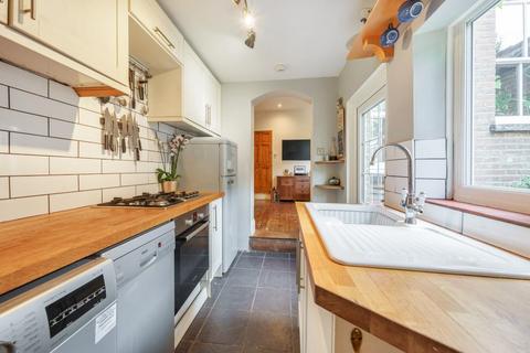 11 Cooper Road, Guildford, GU1 3LY