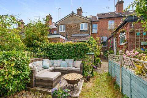 11 Cooper Road, Guildford, GU1 3LY