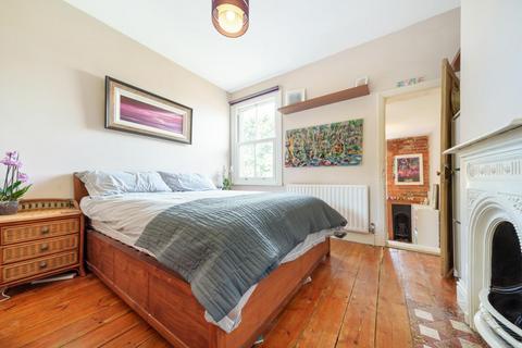 11 Cooper Road, Guildford, GU1 3LY