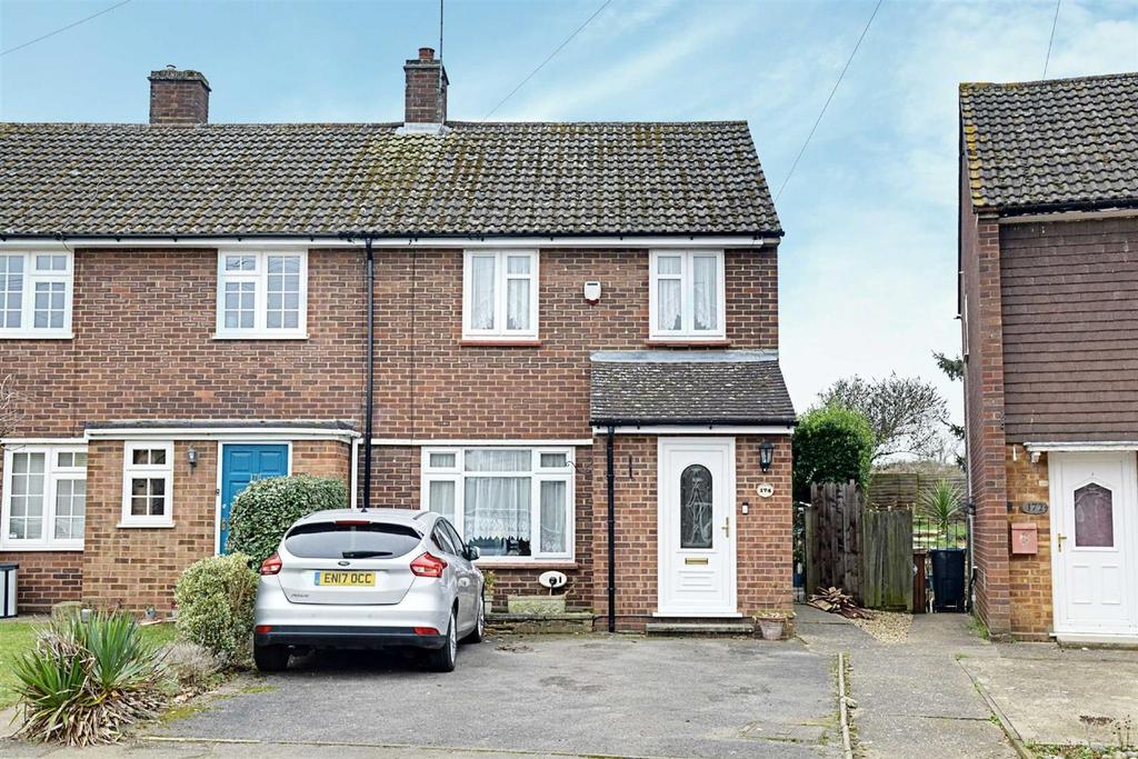 Bentley Road, Hertford SG14 2 bed end of terrace house for sale £400,000