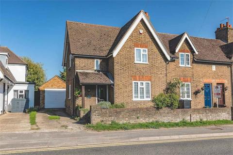 10 Thorney Lane South, Iver, SL0 9AE