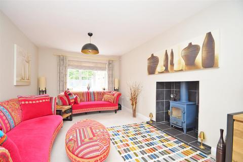 23 Blacksmiths View, Hadnall, Shrewsbury, SY4 3BF