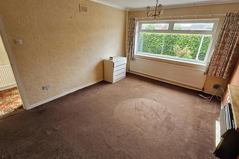 8 Larch Close, Bingham, Nottingham, NG13 8GW