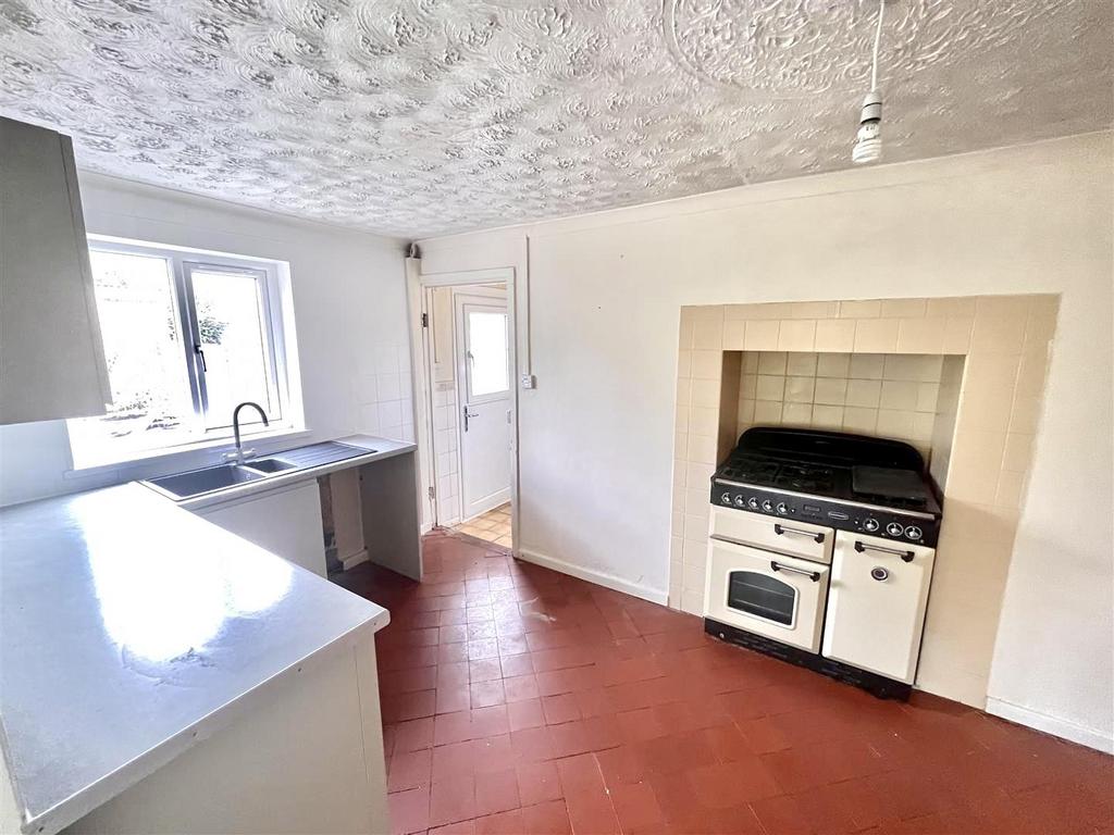 Llanglydwen, Hebron, Whitland 3 bed house for sale £150,000