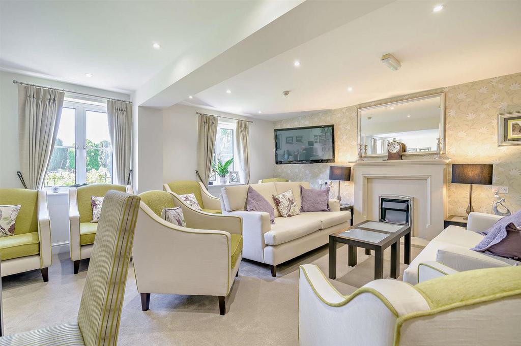Homeowners Lounge