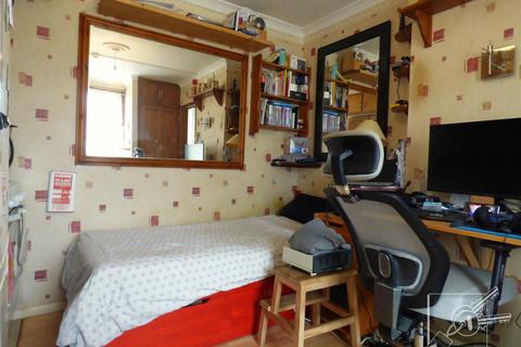 Flat 3, 100 Darnley Road, Gravesend, DA11 0SN