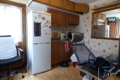 Flat 3, 100 Darnley Road, Gravesend, DA11 0SN