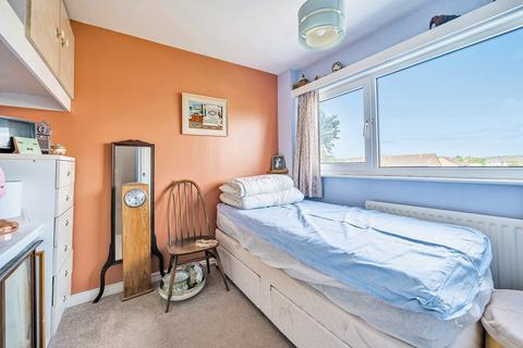 2 Chase Close, Arlesey, SG15 6UT