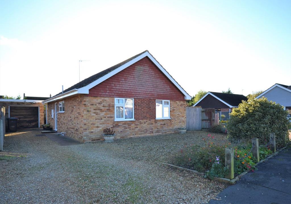 Buckingham Close, King's Lynn PE30 2 bed bungalow for sale £249,995