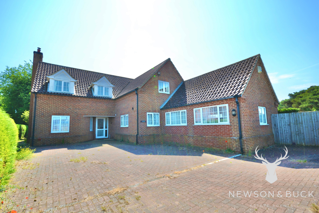 Marham Road, King's Lynn PE32 4 bed detached house for sale £400,000