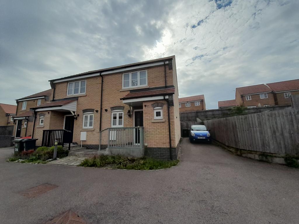 Roy Brown Drive, Sileby, Loughborough, Loughborough, LE12 2 bed semi
