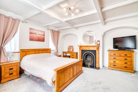 4 bedroom bungalow for sale, New Road, West Huntspill, Highbridge, TA9