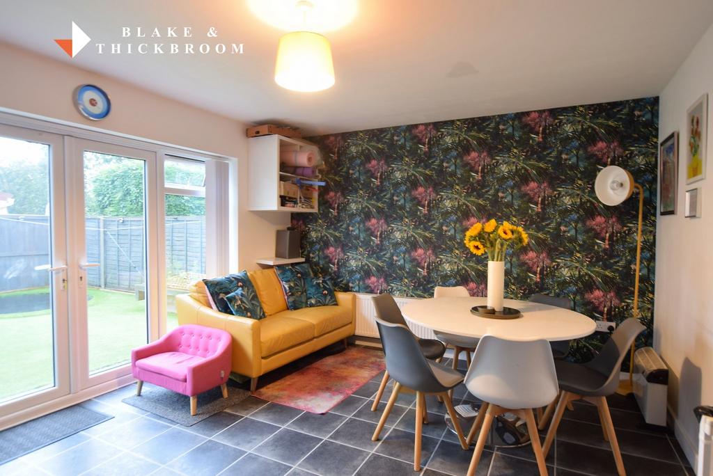 Manfield Gardens, St Osyth 4 bed semidetached house for sale £350,000