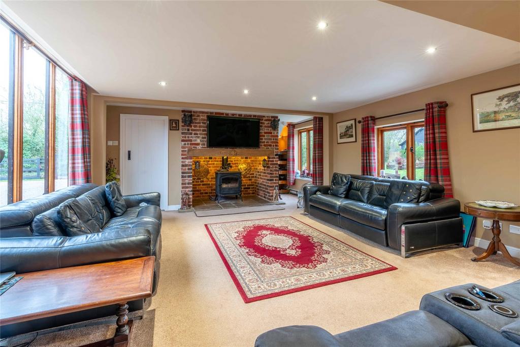 Living/Dining Room