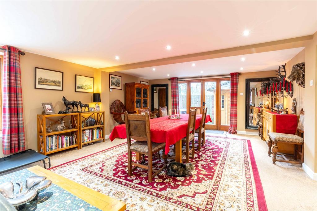 Living/Dining Room