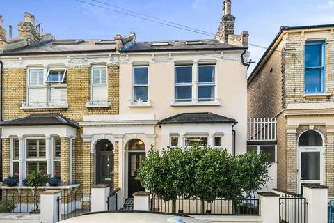 48 Sarsfeld Road, London, SW12 8HN