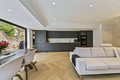 undefined, Halford Road, Richmond, TW10