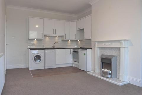 2 bedroom flat to rent, Valley Drive, Harrogate, HG2