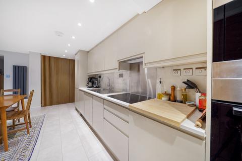 2 bedroom apartment to rent, Haverstock Hill, Belsize Park, NW3