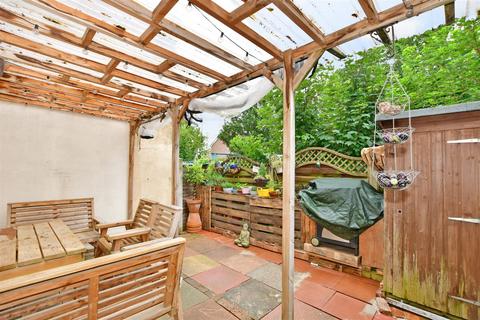 8 Angmering Way, Rustington, Littlehampton, BN16 3RA