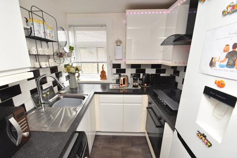98 Trinity Avenue, Glasgow, G52 3ER