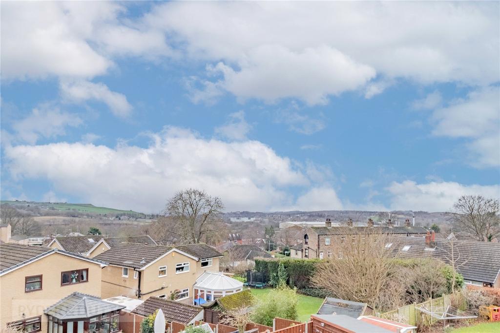 Stocks Bank Road, Mirfield, West Yorkshire, WF14 4 bed detached house
