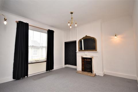 2 bedroom apartment to rent, Station Road, Sudbury, CO10