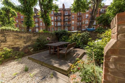 2 bedroom flat to rent, Edith Grove, London SW10