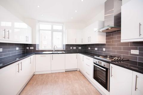 4 bedroom apartment to rent, Finchley Road, St John's Wood, London, NW8