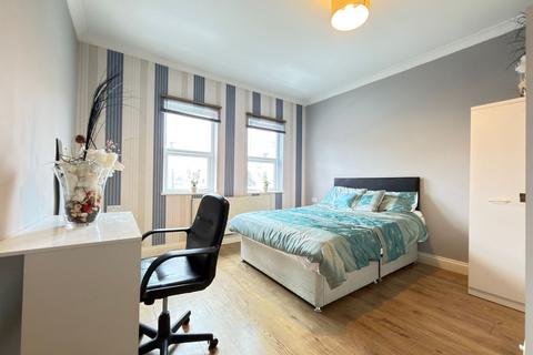 undefined, Available Now - 3 Rooms - McIntyre Road, Worcester, WR2 5LG