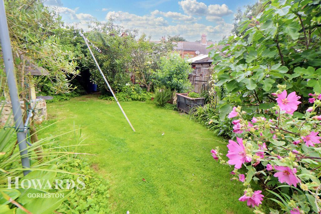 Dorking Road, Lound 2 bed cottage for sale £210,000