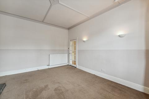 43 Busby Road, Clarkston, Glasgow, G76 7BN