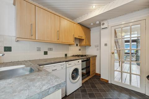 43 Busby Road, Clarkston, Glasgow, G76 7BN