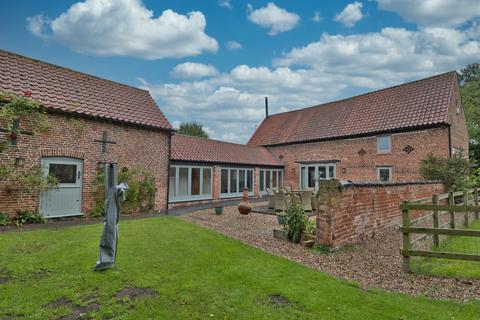 6 bedroom barn conversion for sale, Walnut Grove, Front Street, South Clifton, Newark NG23 7AA