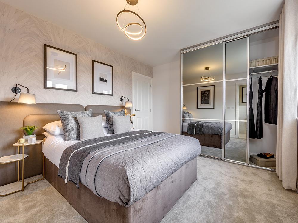 Second double bedroom with ensuite